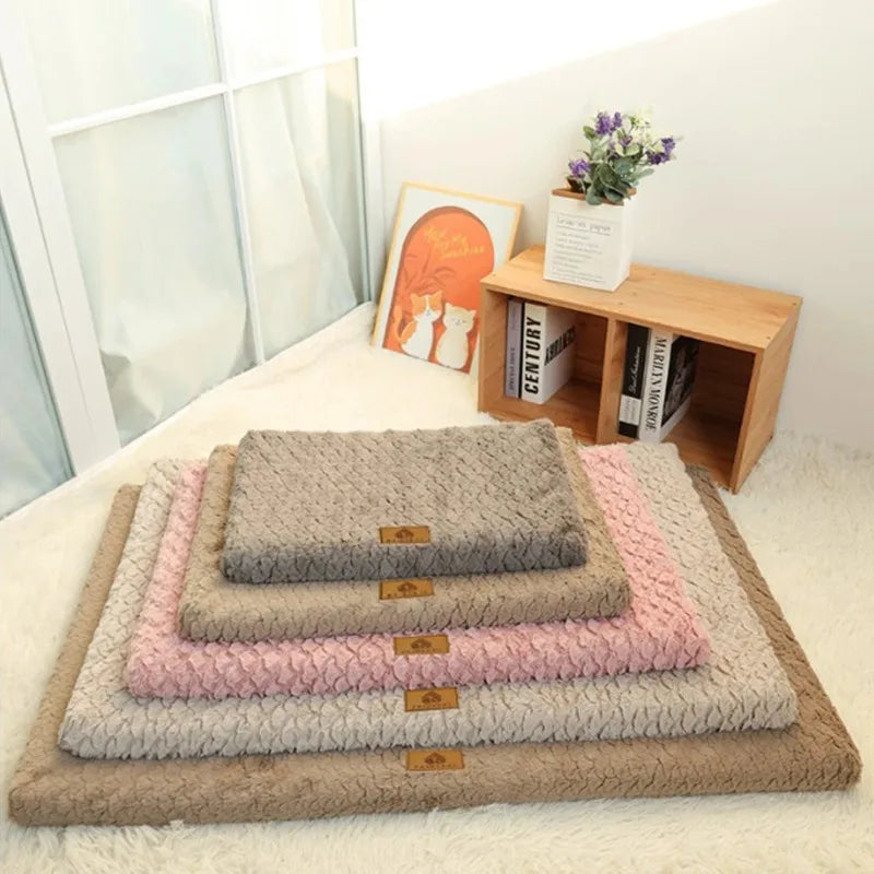 All-Season Pet Bed: Universal Cat & Dog Sleeping Pad